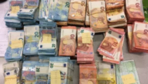 Dutch Banks ABN Amro, ING, Rabobank, ASN Bank to Cut 2,600 AML Jobs