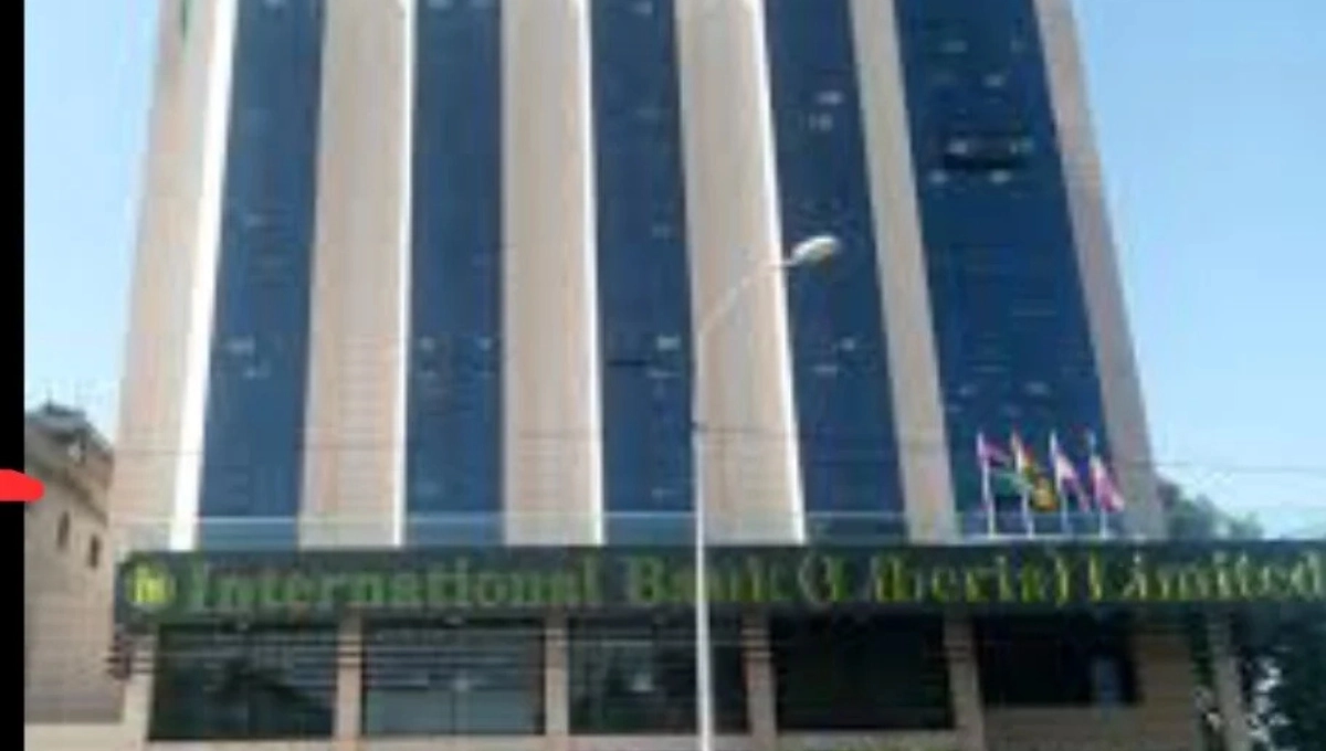 FIA Recognizes International Bank of Liberia for Strong AML/CFT Compliance and Performance