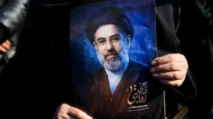 Mojtaba Khamenei’s London luxury homes funded by loan from Israeli‑British company