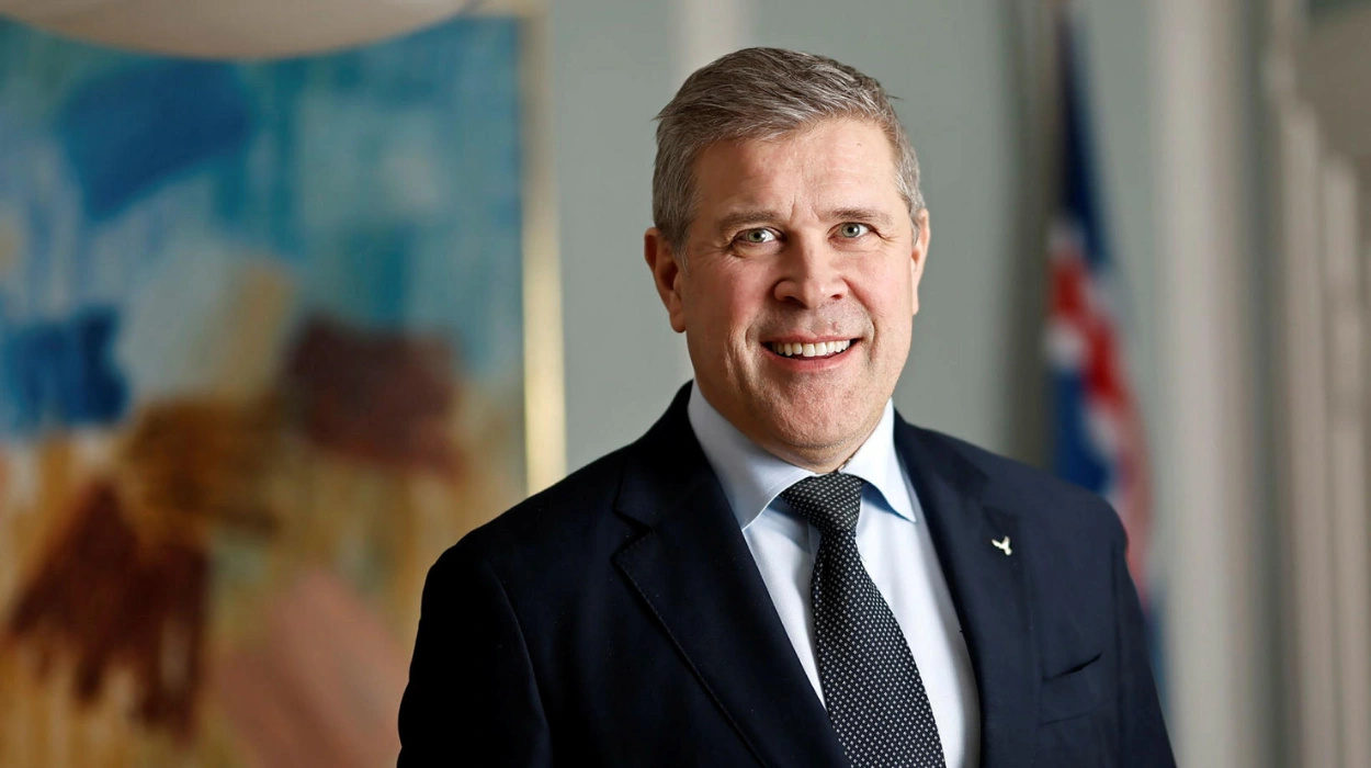 Offshore Finance, Wealth, and the Case of Bjarni Benediktsson A Critical Analysis