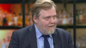 Sigmundur Davíð Gunnlaugsson and Offshore Finance Power, Secrecy, and Accountability