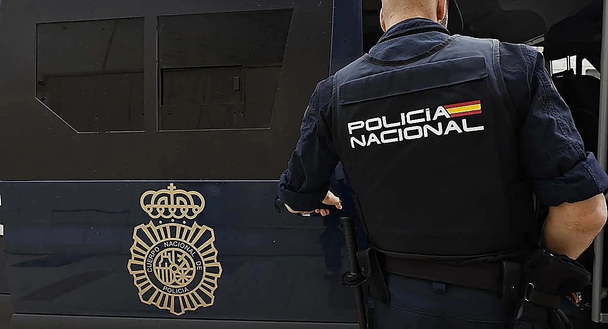 Spanish police dismantle Malaga drug money‑laundering network after major raids today